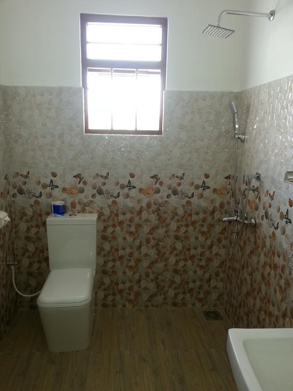אלותגאמה Villa River View מראה חיצוני תמונה